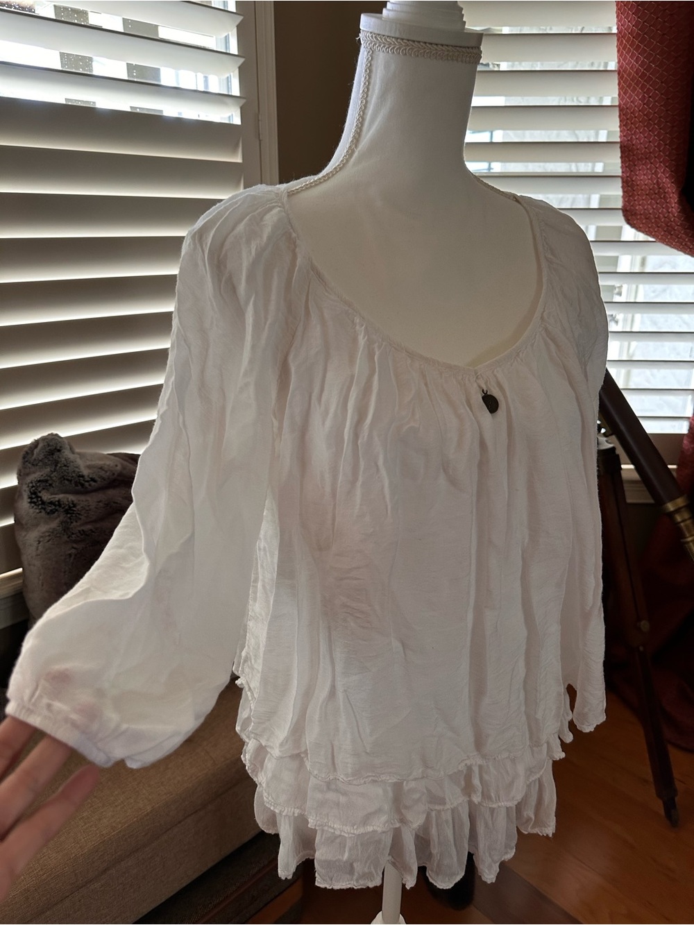 Tempo Paris Bundle 3 Ruffle Peasant Top - - Picture 8 of 13